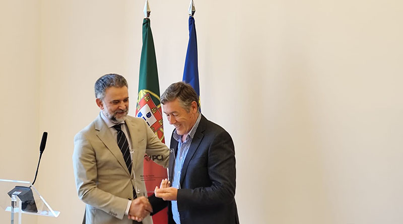 Bolo de tacho-recebimento de placa - Foto-Reprodução_Junta de Freguesia de Monchique-Facebook