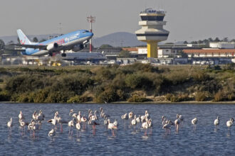 Aeroporto Gago Coutinho, em Faro - Foto-Reprodução_site visitalgarve.pt