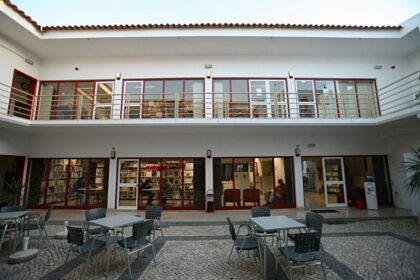 Biblioteca Municipal de Lagos Júlio Dantas - Foto-Reprodução_BibliotecaMunicipaldeLagos-Facebook