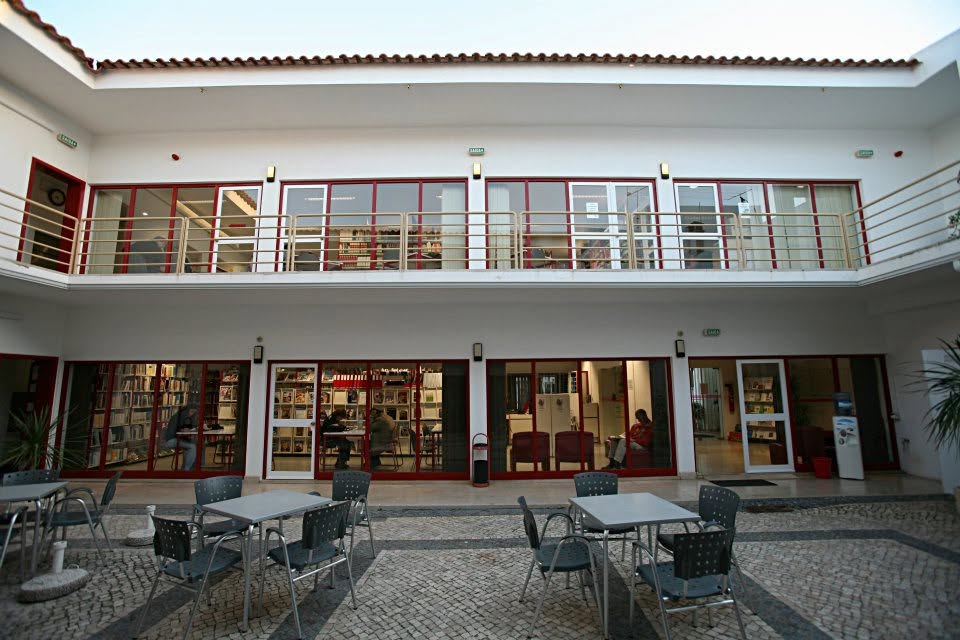 Biblioteca Municipal de Lagos Júlio Dantas - Foto-Reprodução_BibliotecaMunicipaldeLagos-Facebook